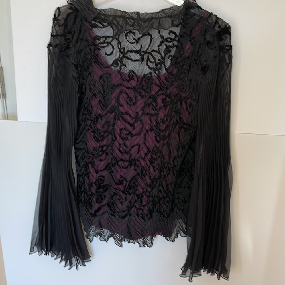 ❤️‍🩹SALE‼️75% OFF‼️ CACHE Sheer Open Front Overlapping Blouse Long Bell Sleeves - Picture 5 of 7